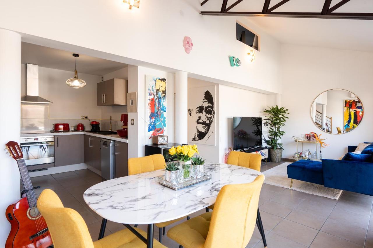 L'Avant Scene Meuble 5 Etoiles Parking Gratuit Jacuzzi Avignon Exterior photo